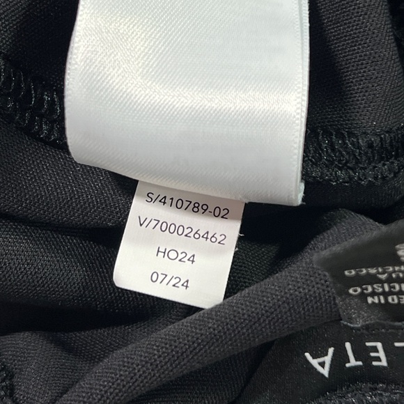 Athleta Venice Cargo Jogger - Small - high rise black stretch active pant - Picture 13 of 16